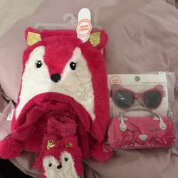 Kids Girl Hat, scarf, glove Set And Glasses W/ Case