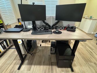 Herman Miller Adjustable desk with privacy panel