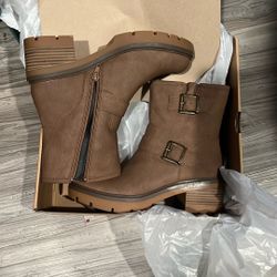 Brown Boots 