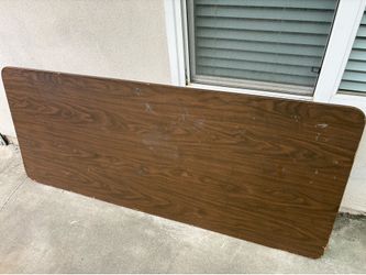 Free folding table
