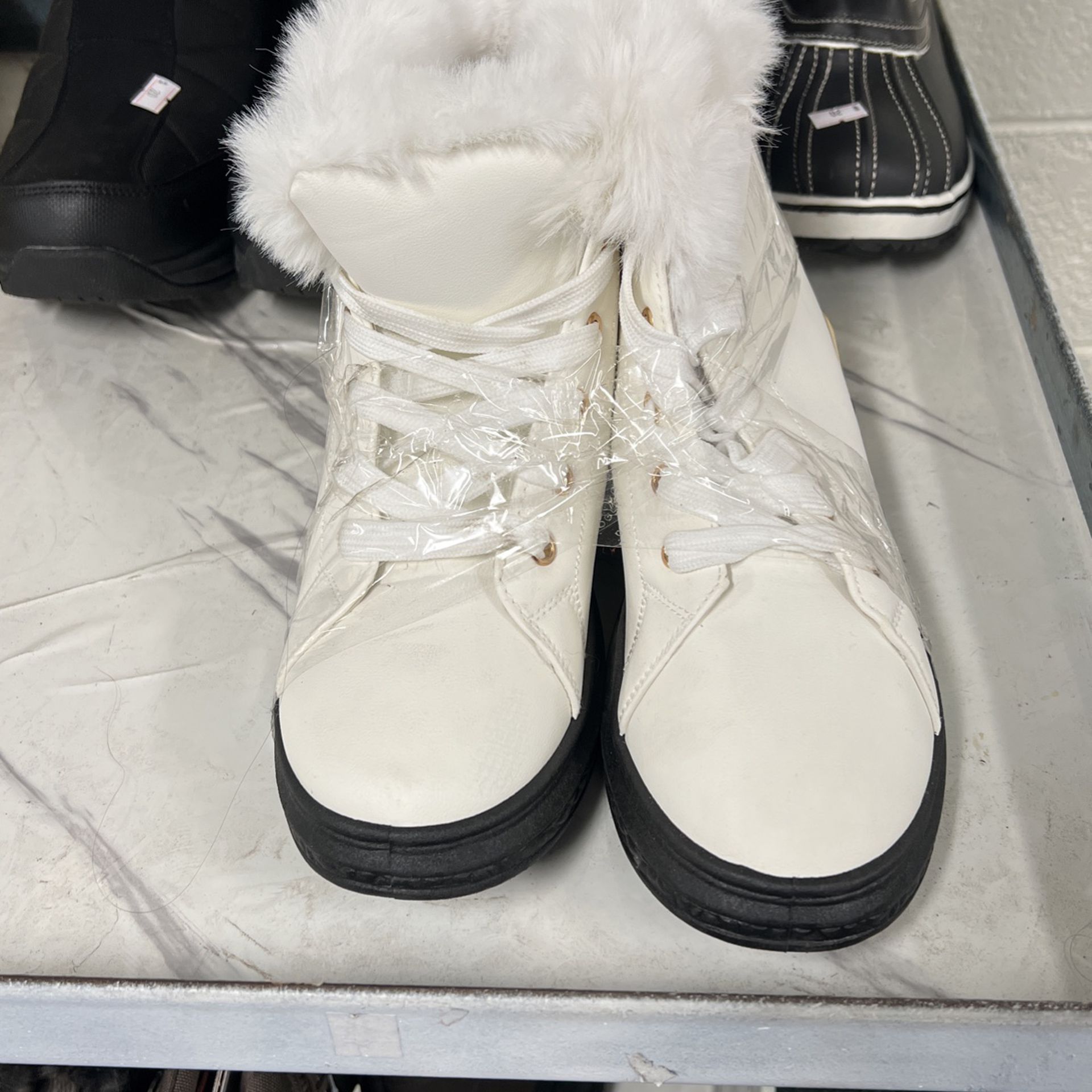 Women’s Winter Boots, Fur-Lined - Size 9