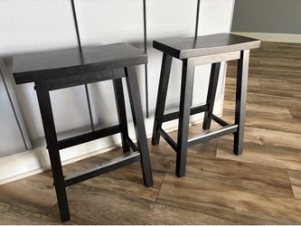 Set of 2 black barstools (24” height”)