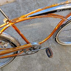 Schwinn Panther Beach CRUISER'  And It's Lady's 3sp Beach CRUISER'.