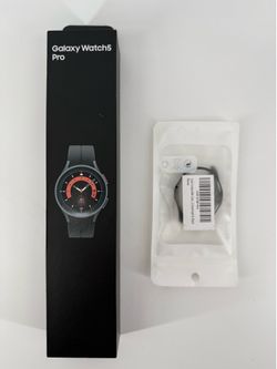 New (Open Box) Samsung Galaxy Watch 5 Pro Wi-Fi BT 45mm Black Titanium Watch SM-R920NZKAXAA