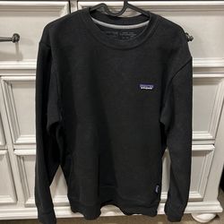 Patagonia sweatshirt