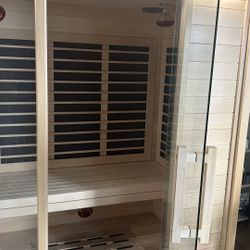 Sunlighten Signiture III Sauna 