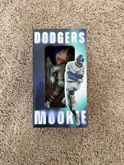 Mookie Betts 2025 Bobblehead Dodgers Giveaway SGA 5/13/25 World Champions NIB