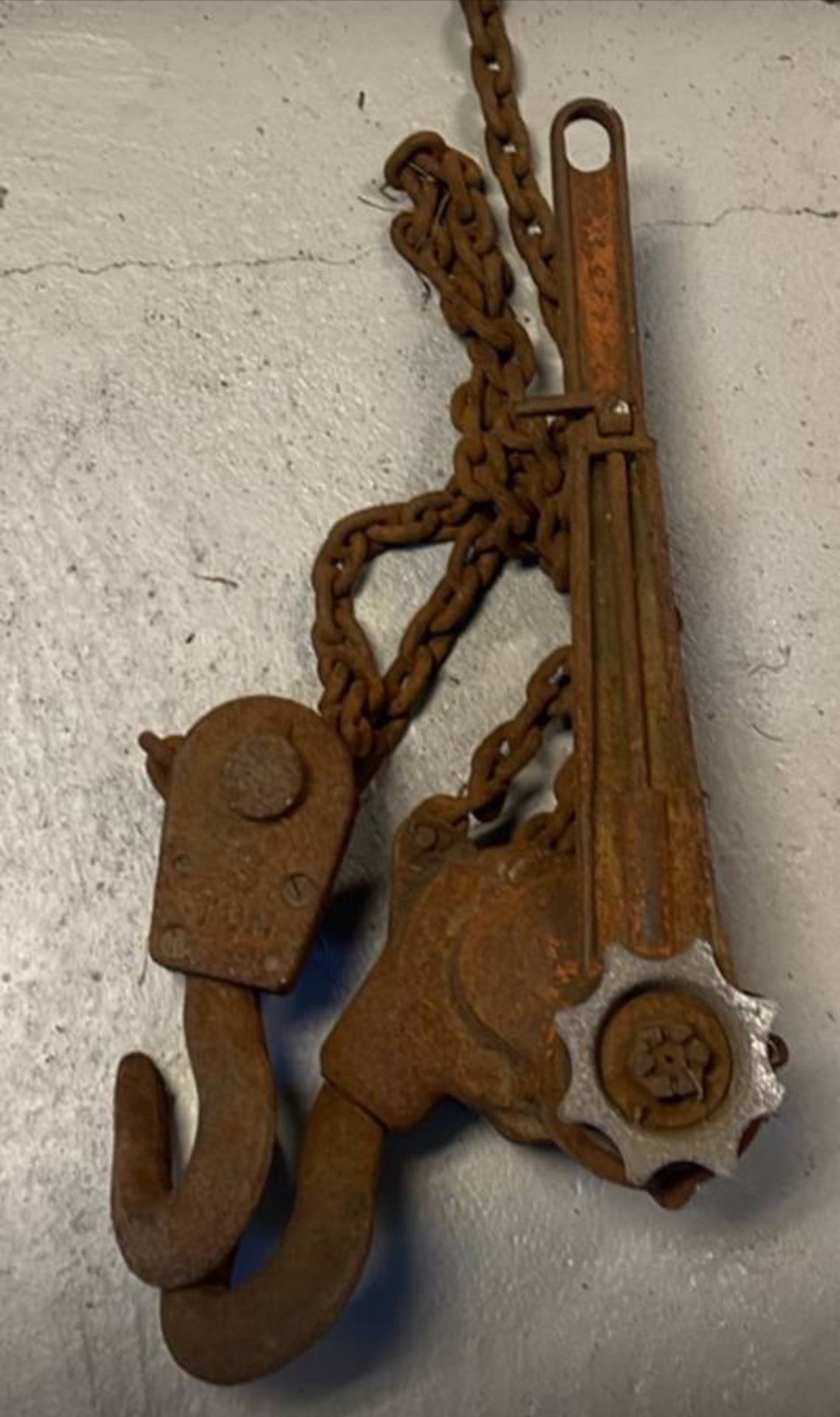 YALE... 3 ton chain come along