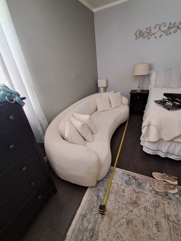 Couch Bucle