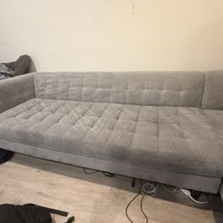 Gray L-Shaped Sectional Couch – 8’10” x 7’ – Apartment Friendly