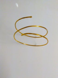 Free Shipping. ZAD Goldtone Wrap Armband. 