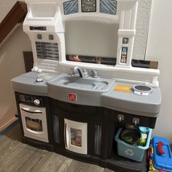 Kids Toy Kitchen 