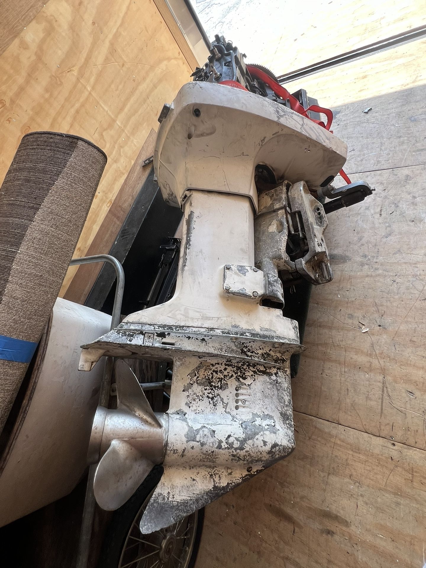 Johnson Outboard Boat Motor V6 Open to Trades