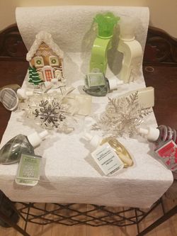 WALLFLOWER PLUGS AND REFILLS by Bath and Bodyworks