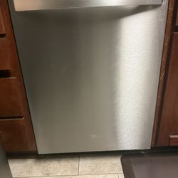 Whirlpool Dishwasher