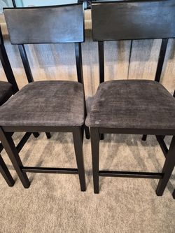 2 Bar Stools