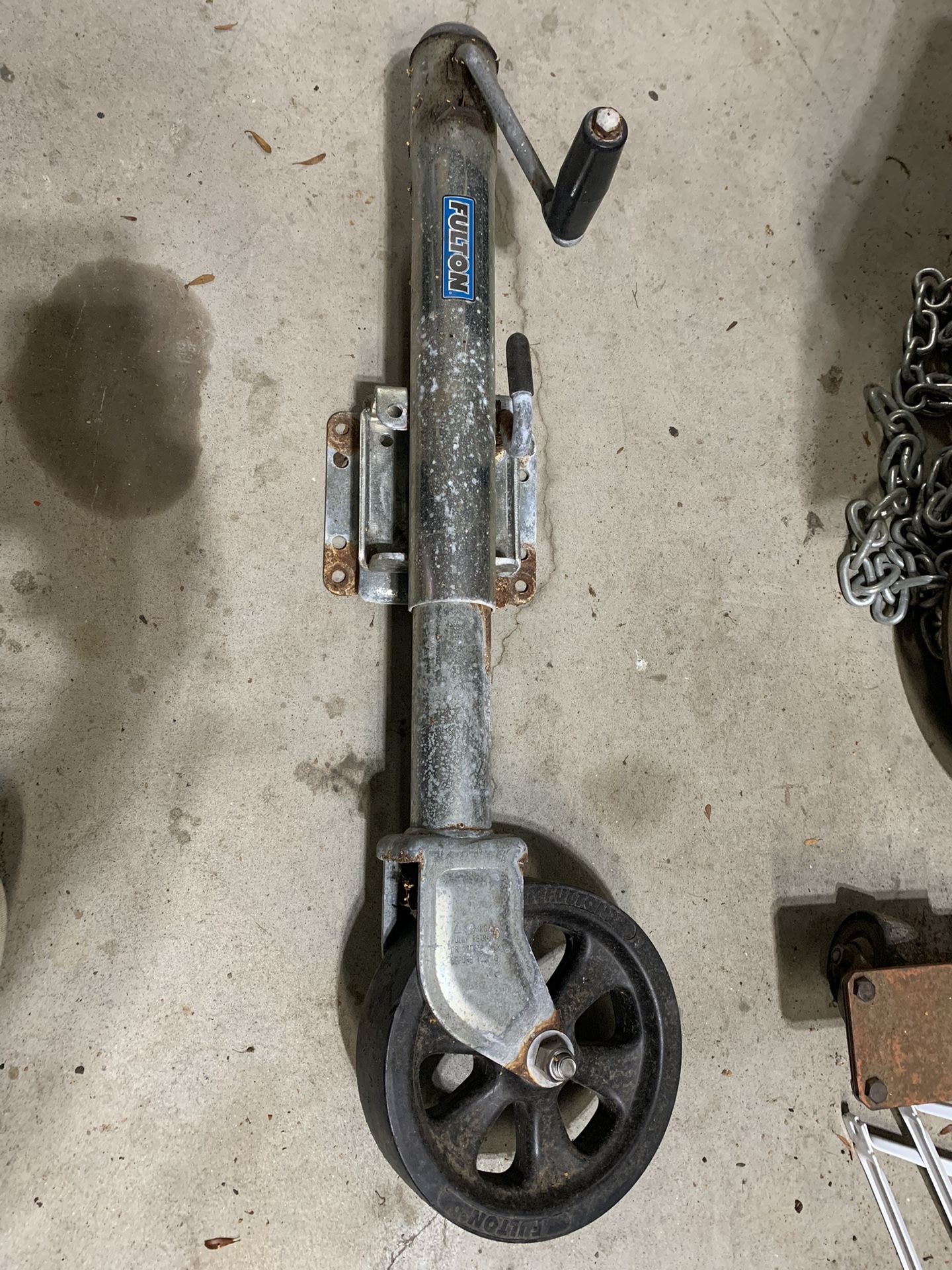 Fulton XP15L 0101 Swivel Trailer Tongue Jack with 8" Wheel - 1500 Lbs. Capacity