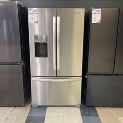Whirlpool Stainless Steel Refrigerator‼️ With Water And Ice Dispenser
