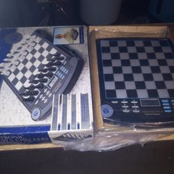 Brand New Electronic Chess Checker Board