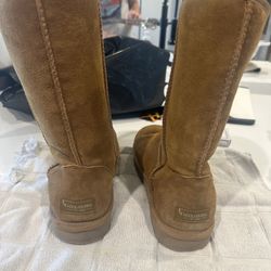 koolaburra Boots by Ugg