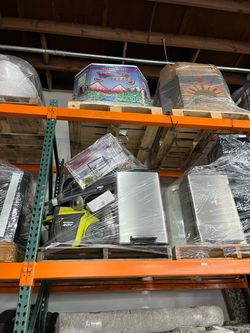 Whole Pallets for Sale! Mixed merchandise