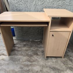 Good Condition/Like New COMPUTER DESK