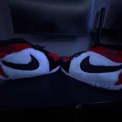 Nike slippers