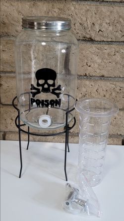 Halloween Glass Drink Dispenser 1 Gallon Skull Design with Stand