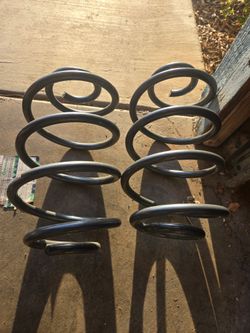 G body 2in. Lowering springs  new