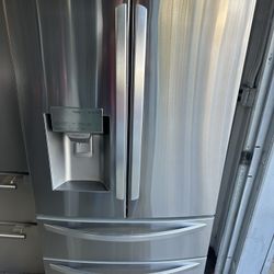 💯🌆LG ThinQ Refrigerator Stainless Steel Like New🌆💯