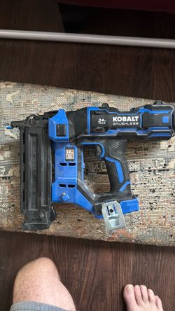 Kobalt XTR 24V Max 18-Gauge Cordless Brad Nailer, $90 obo