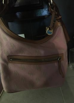 Dooney & bourke purse 100 percent authentic