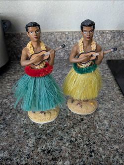 2 Hawaiian Dashboard Hula Make Dolls Ukulele