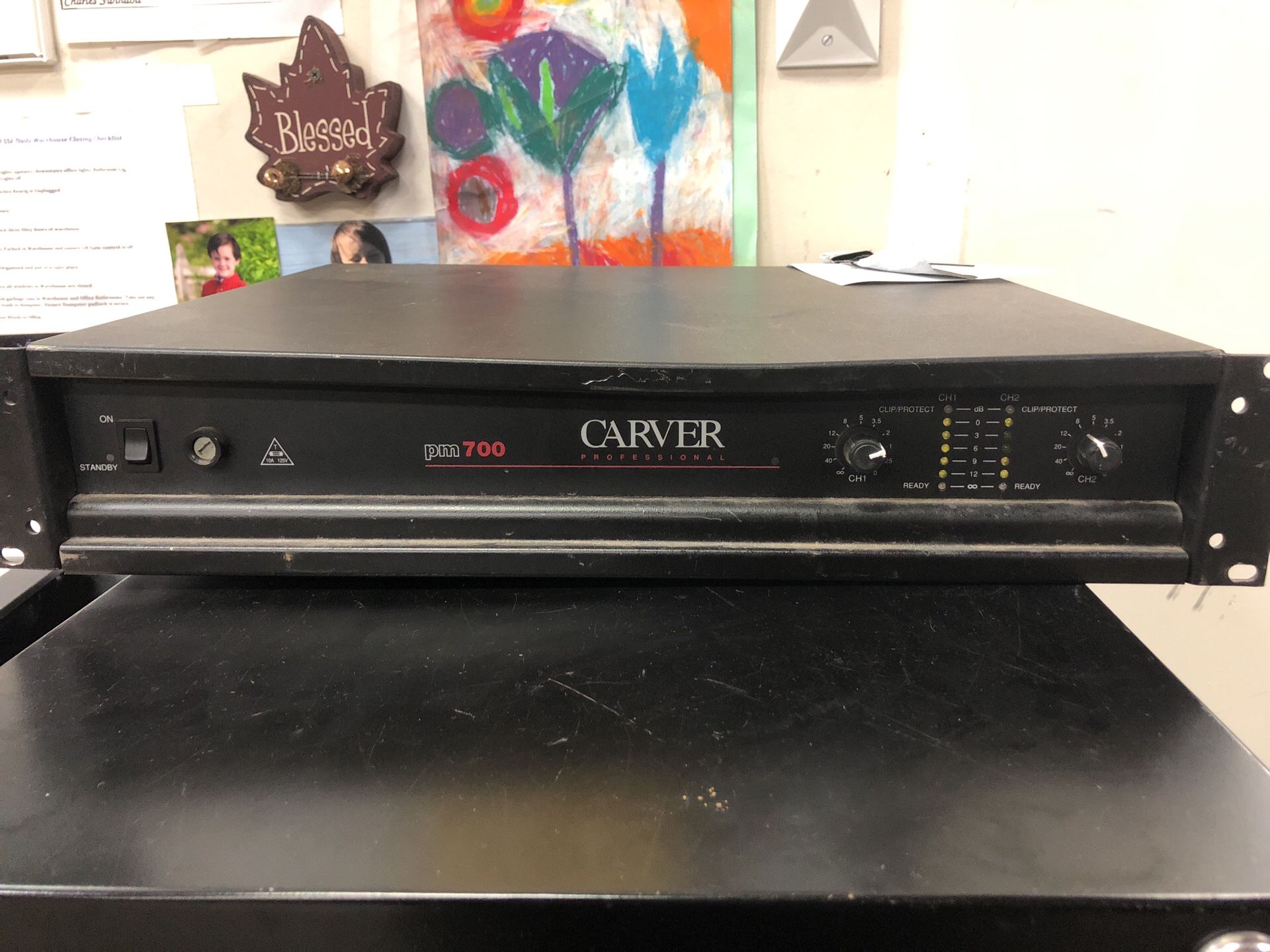 Carver Pm 700 Rack mount Amplifier