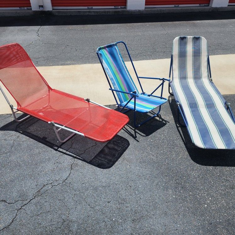Folding Lawn Chairs