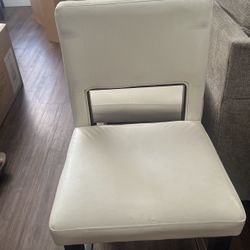 4 Counter High Chairs