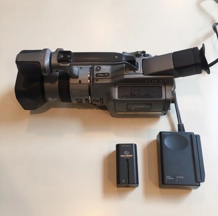 Sony Vx1000 Minidv Video Camera