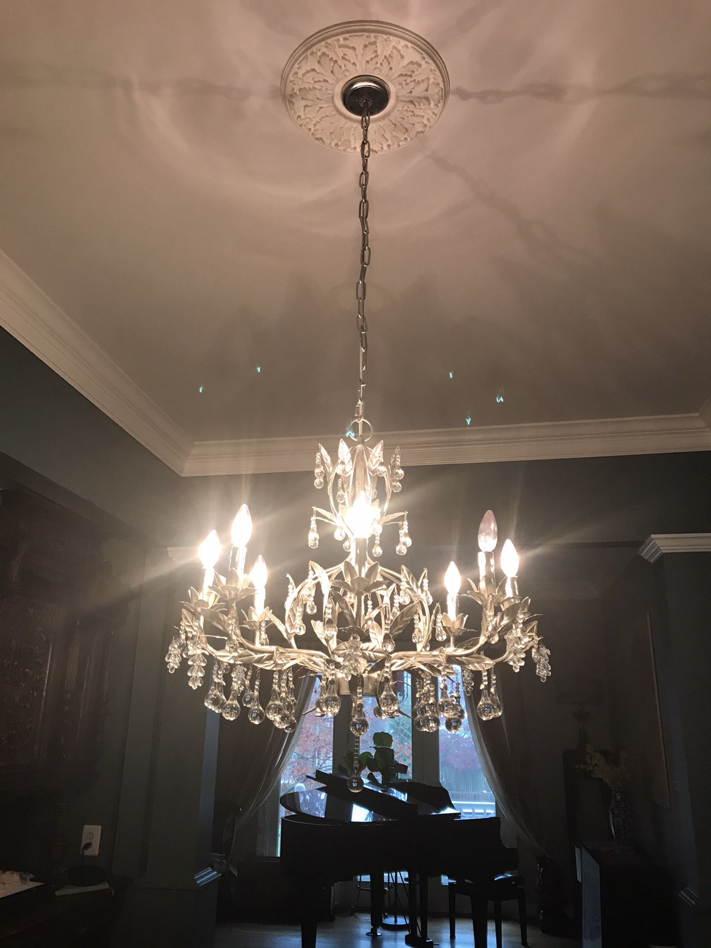 Show stopping Luxury 8 Lights Real Crystal Chandelier