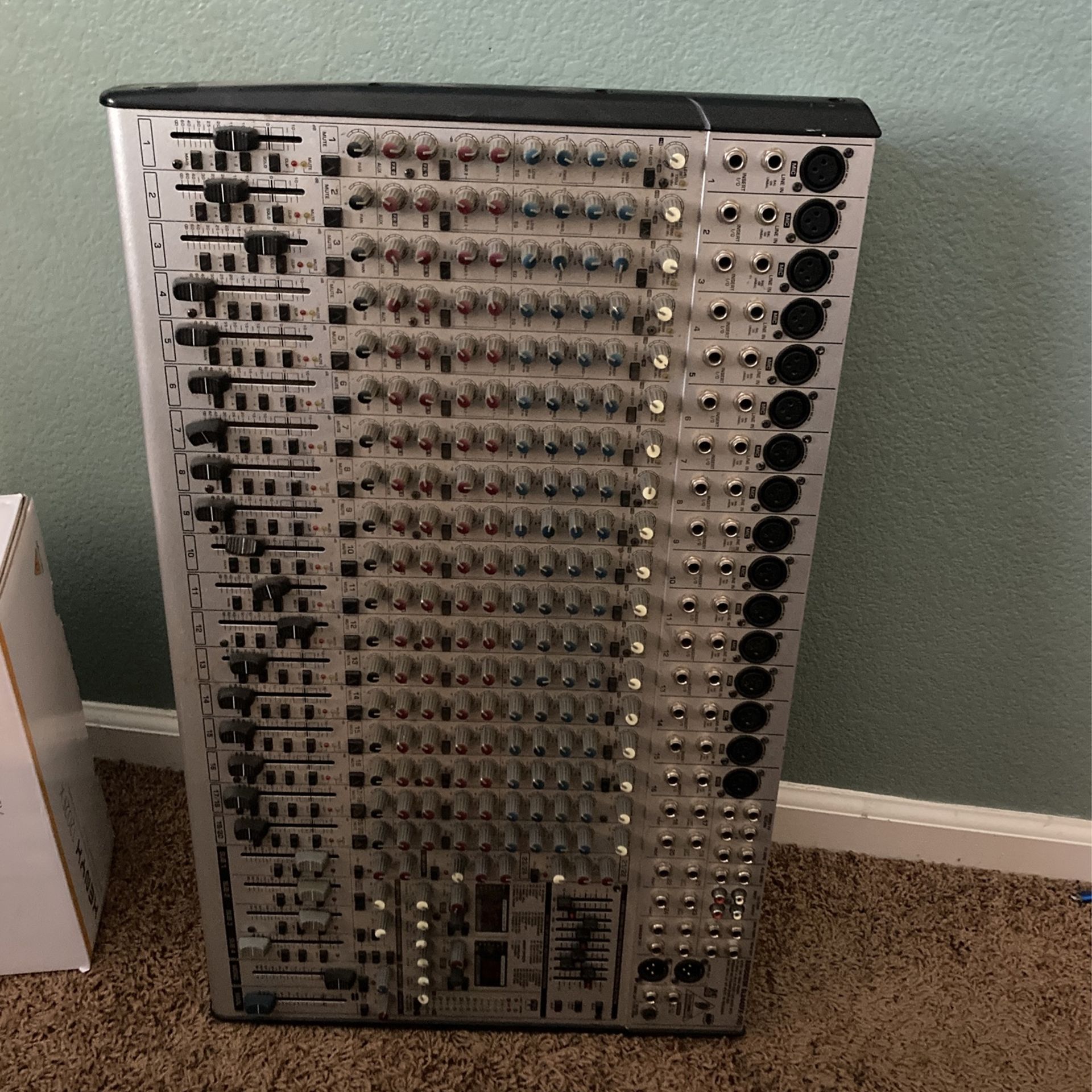 Behringer Eurodesk SL2442 FX Pro