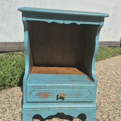 Nightstand - Shabby Chic Style