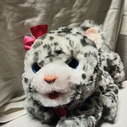 FurReal Pets Baby Snow Leopard