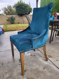 Vintage velour teal chair