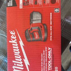 Milwaukee M18 Sander