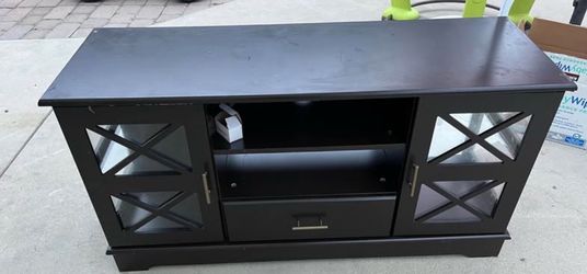 TV stand drawers