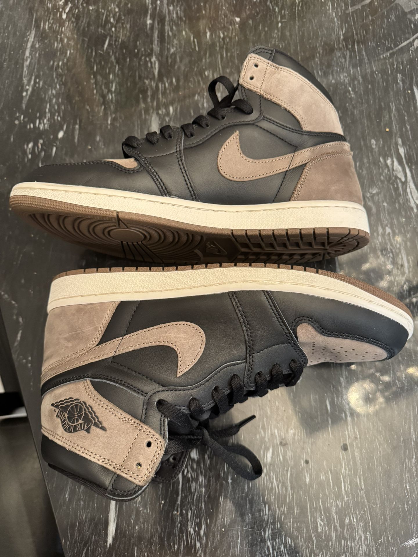 Jordan 1 High OG Palomino Size 10.5