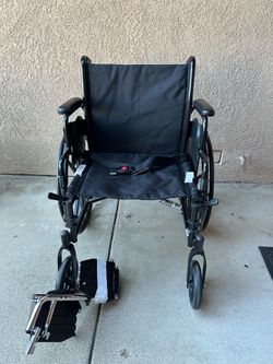 Medline Heavy Weight Wheelchair