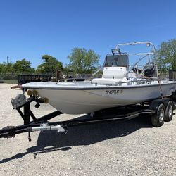 2000 Blue Wave 22’ Center Console Tunnel Hull