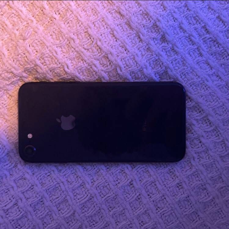 iPhone 8