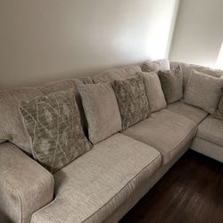 Sectional Sand\Beige