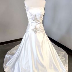PRICE REDUCED!! Wedding Dress